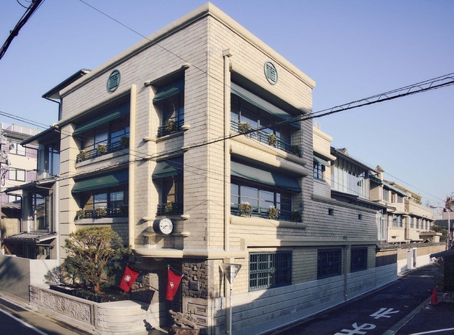 任天堂の旧本社社屋がホテルとして開業、安藤忠雄氏が監修、食事 