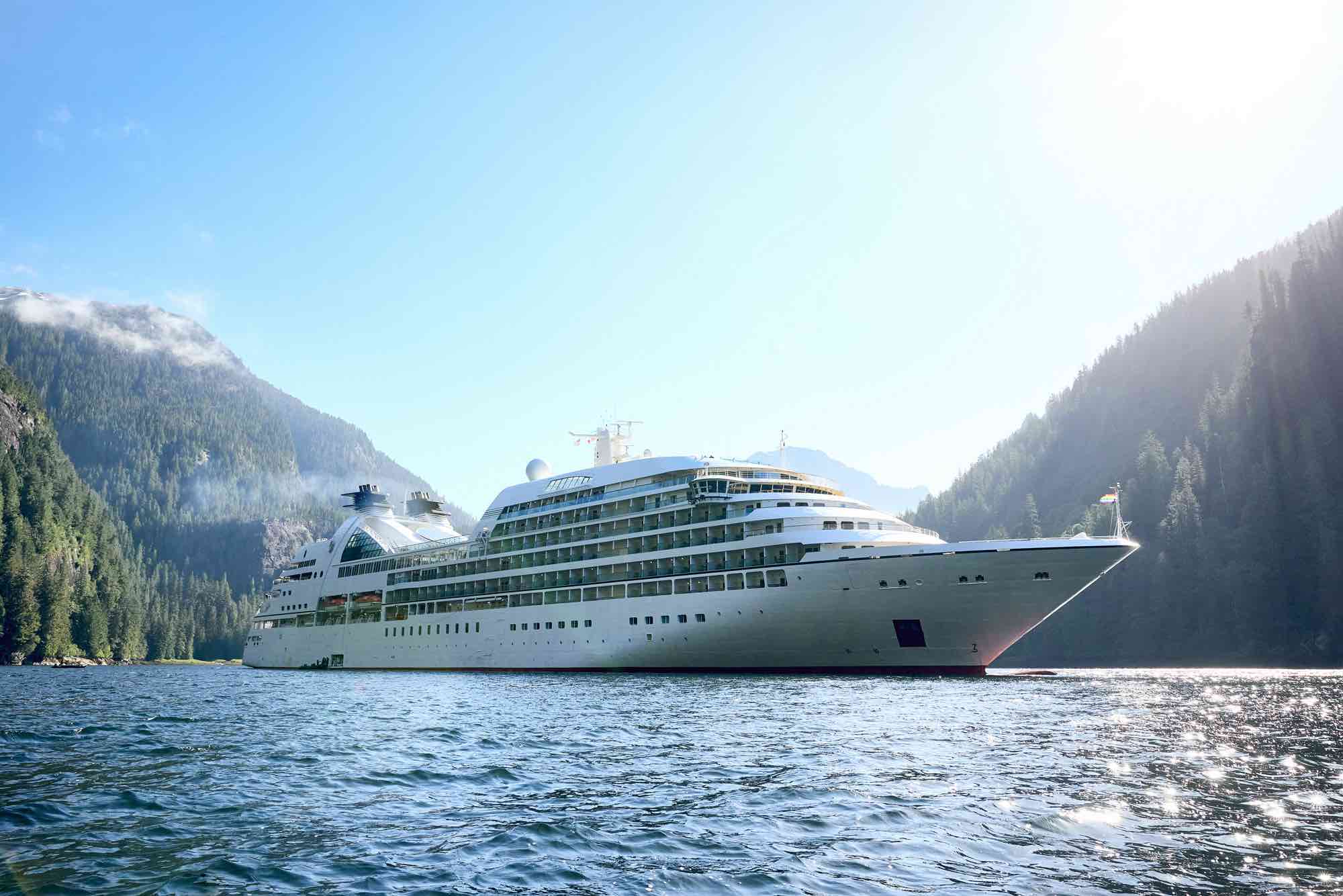 JTB signs an agreement with a major Japanese cruise operator to charter a new ship for 91days