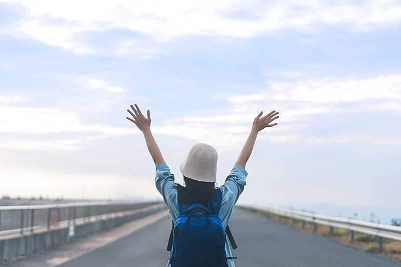 LINE Yahoo search trend shows Japanese solo travelers are interested in South Korea or Bangkok in this summer 